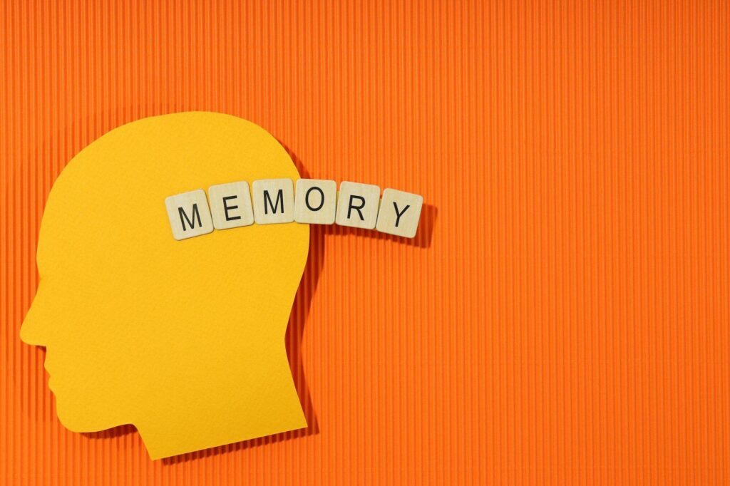 Concept of problems with memory, amnesia, space for text